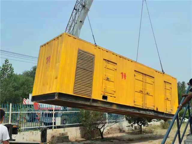 惠山300KW柴油发电机组油耗是多少？